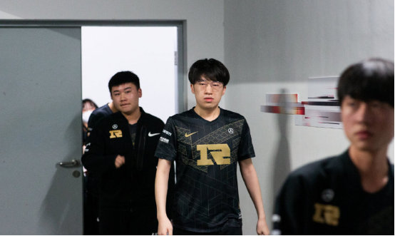 报价与球员 报价与球员