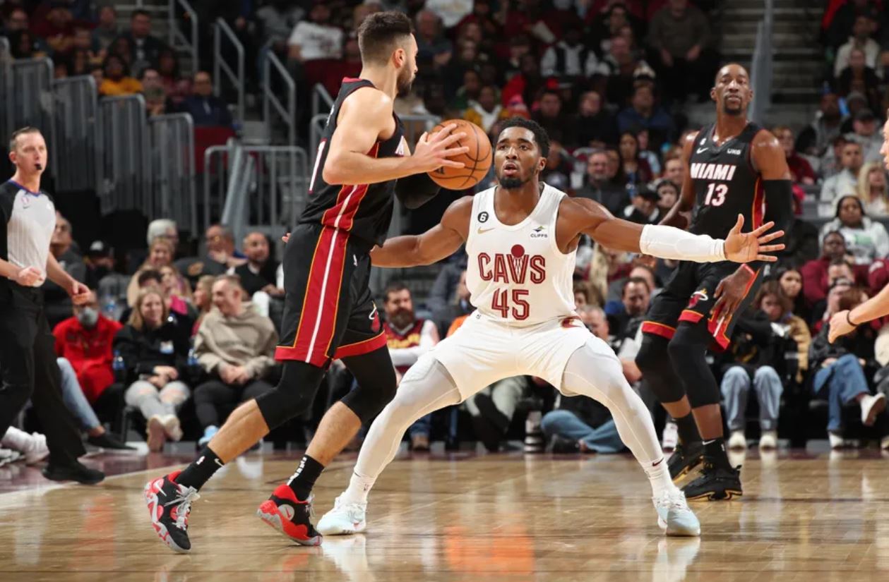 几乎每个夜 几乎每个夜