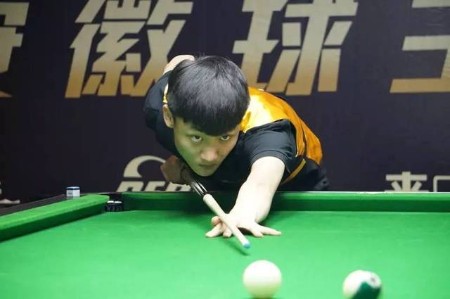 更承载着球 更承载着球