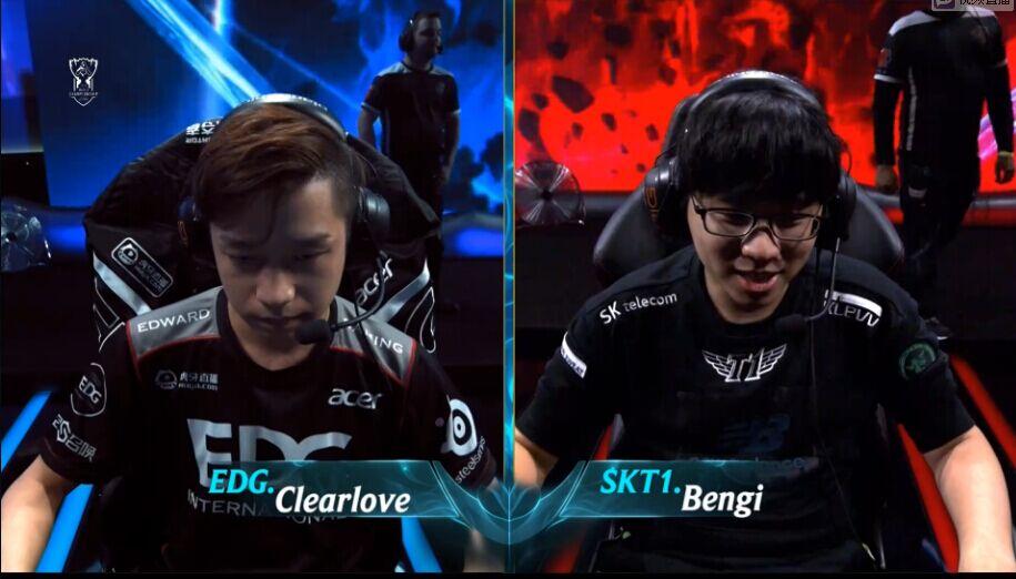 略为内收 略为内收