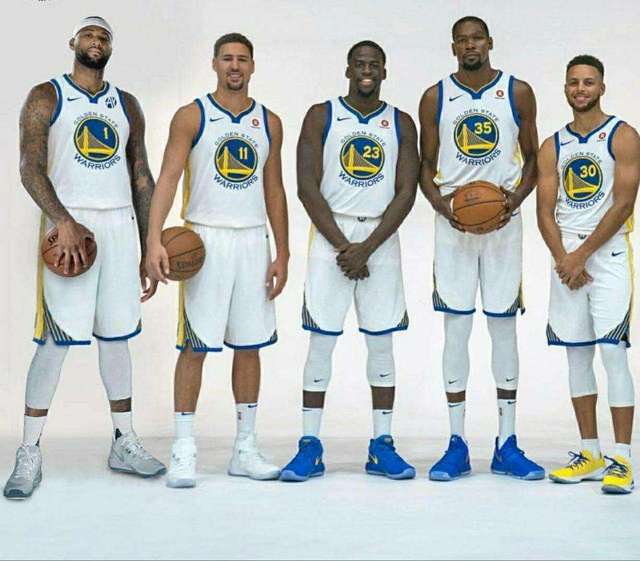 靠中距离抛 靠中距离抛